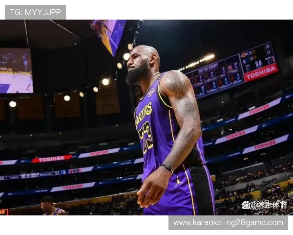 NBA赛季更新：詹姆斯带队再创佳绩 库里三分神技延续勇士荣光